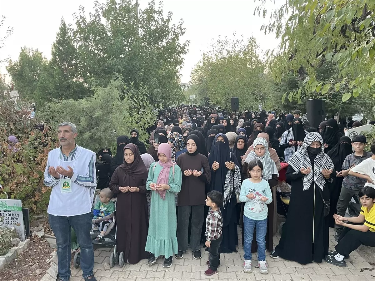 Diyarbakır’da Yasin Börü ve arkadaşları mezarları başında anıldı